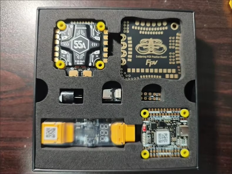 DroMa1pcs/lot NOWY Speedybee F – Speedybee F405 V4 Bls 55A Stack recenzja i cena